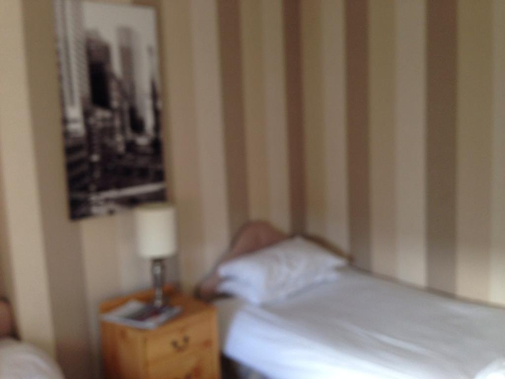 Self Check In Room Accommodation Only The Castle, コールドストリーム 部屋 写真
